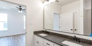 8001 SAWDUST Gallery 23