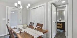 4884 West Gill Place Gallery 6