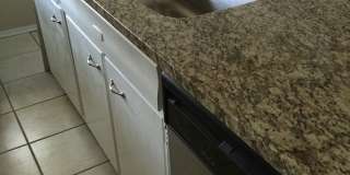 Highlands 1 Bedroom 1 Bath w/ Yard and Laundry! Gallery 29