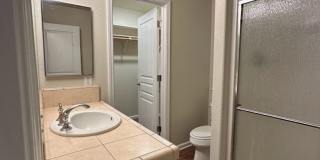 Well maintained home in desirable neighborhood! Gallery 19