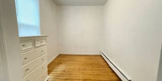 Beautiful 4-Bed on Delle Ave — Newly Renovated | In-Unit Laundry | Prime Mission Hill Location Gallery 6