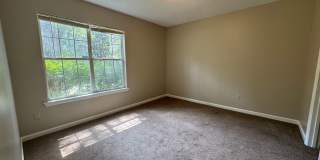 Great 3/2 home with large yard close to everything! Gallery 8