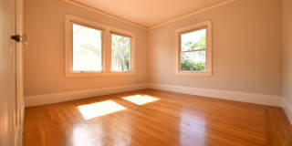 20p020 - 5301-5311 Miles Ave. Gallery 44