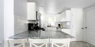 18 N Newark Ave Gallery 8