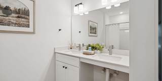 The Emerson at Commonwealth Gallery 17