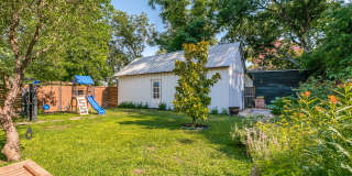 GORGEOUS BEACON HILL BUNGALOW Gallery 25