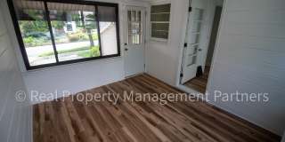 4-Bedroom Home – Renovated Kitchen and 4-Season Sunroom on a Corner Lot Gallery 21