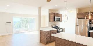 1124 Sherbourne Dr Gallery 1