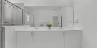 2425 SE 28TH DR Gallery 49