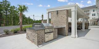 The Leo - 55+ Active Adult Apartment Homes Gallery 24