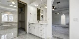 5406 Renaissance Avenue - 1 Gallery 21