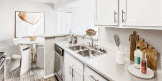 James Pointe Apartments Gallery 81