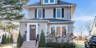 29 Monroe Street Gallery 1