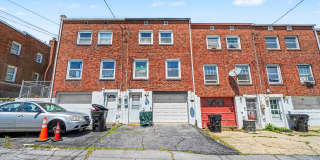 2461 Adrian Street Gallery 23