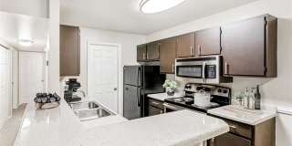 James Pointe Apartments Gallery 131