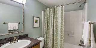 Lerner Surrey Square Apartments Gallery 12