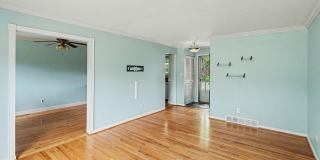 Beautifully maintained, move in ready 3 bed, 1.5 bath single family home Gallery 5