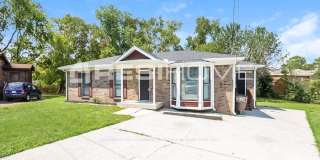 4821 Blue Springs Dr Gallery 2