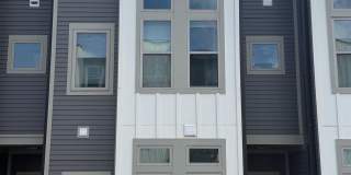 13 Vine Street NE Gallery 1