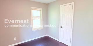 8270 Trinity Street Gallery 21
