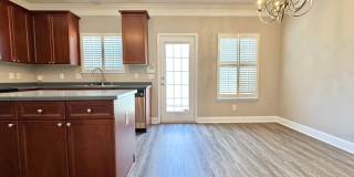 3 Bed, 2.5 Bath Townhome w/ 2 Car Garage Gallery 12