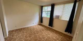 Mililani Terrace - 1 bedroom, AC, Ground Floor end unit with 1 parking Gallery 8