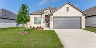 4908 Pebblewood Drive Gallery 1