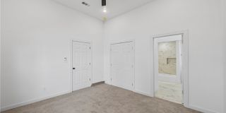 3222 Travis Street Gallery 15