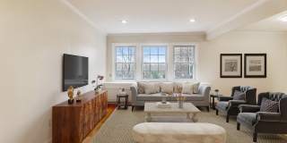 1812 W ABINGDON Drive Gallery 4