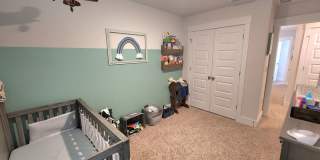 Convenient Location! Beautiful 3/2.5 Townhome w/ Pool Community! Gallery 15