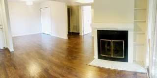 South Anchorage Condo with Balcony, Garage, and Laundry in unit! Gallery 10