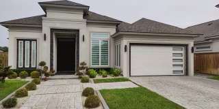 1503 Duke Street Gallery 1