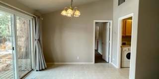 Beautiful 3 Bedroom Single Level home near Old Mill! Gallery 8