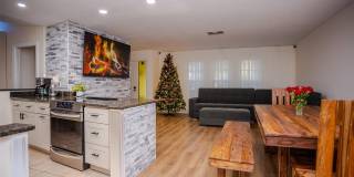 2719 FOREST KNOLL Drive Gallery 3