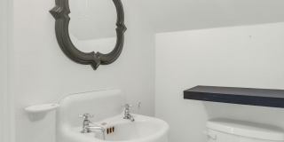 114 W Windsor Avenue Gallery 22