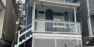 5 Bedroom House Available Next to UC Campus Gallery 1