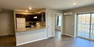 460 Main Street Gallery 1