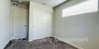 6473 Southeast Genrosa Street Gallery 21