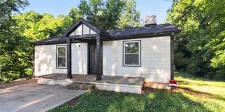 Spring Rent Special on this Cozy Two Bedroom Home! Gallery 1