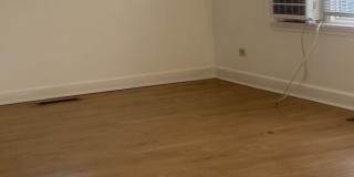 411 Huron Street Gallery 4