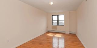 36 Hilton Ave Gallery 3