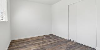 856 South Gregory Street Gallery 14
