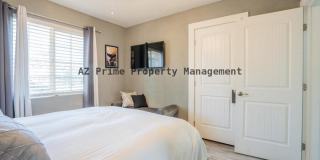 1942 West Indianola Avenue Gallery 29