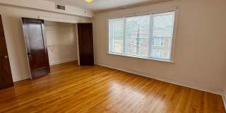 Large 3 bedroom in Greater Grand Crossing Gallery 7