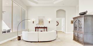 528 Les Jardin Drive Gallery 7