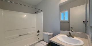 The James Apartments Gallery 42