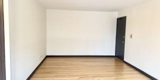 424 Elgin Avenue Gallery 2