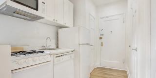 195 E 3rd St Apt G14H 195 E 3rd St Apt G14H Gallery 1