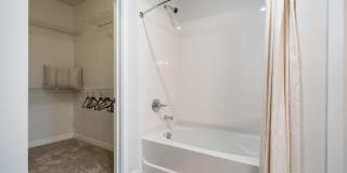 Tapestry at Brentwood Town Center Gallery 46