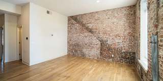 Modern 1 Bedroom, 1 Bath Apartment Home  Located In Historic Westport Gallery 55